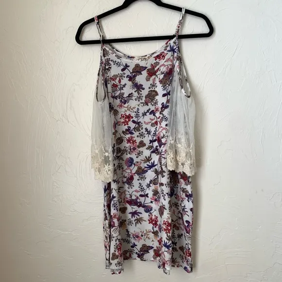 Umgee floral cold shoulder dress▪️size S - Image 2