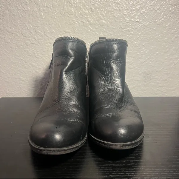 Lucky Brand Bartolino Black‎ Leather Zippered Booties Women’s 6.5M Moto Boots - Image 5