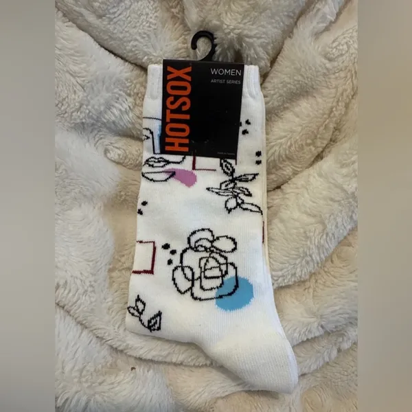 Hot Sox White Graphic Socks Black - Image 2