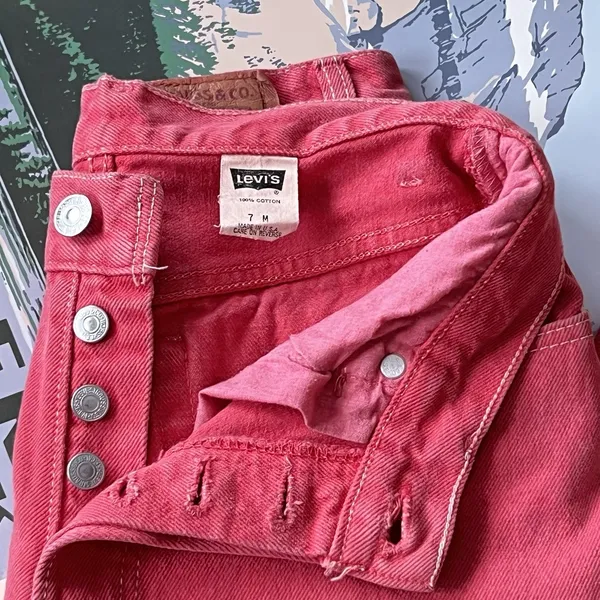 Vintage Women's Levi's Red Button Fly Made In USA Cotton Size 7M Rare Retro 90s - Image 6