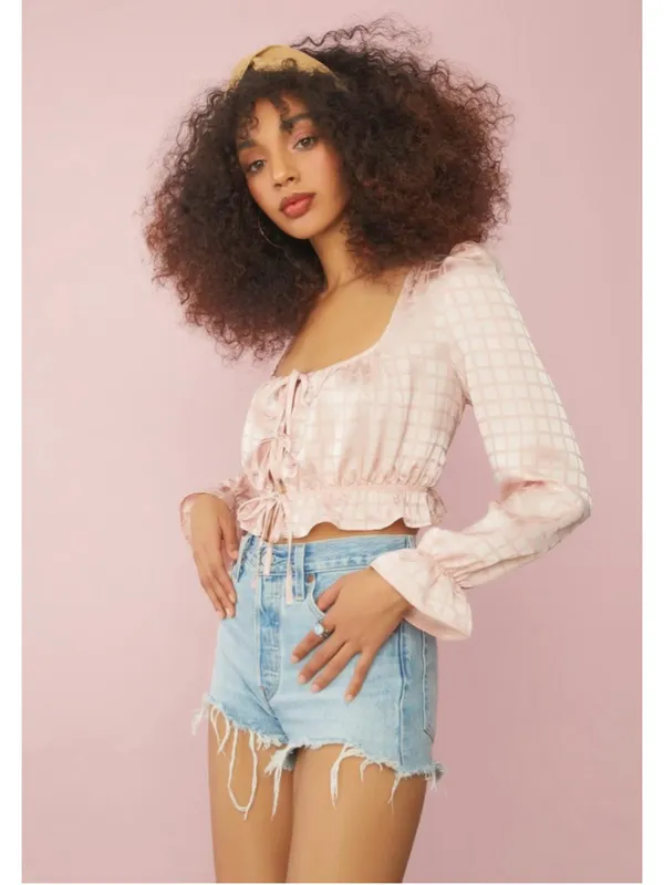 Sugar Thrillz Rose Cup Of Tea Satin Tie Front Crop Top Size M (18” PTP) NWT - Image 4
