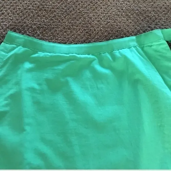 J. Crew Green Spring/Summer Skirt Ties at the Side - Size 0 - Image 2