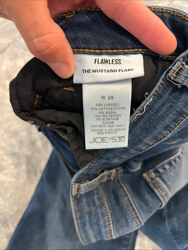 Joe's Jeans Deep Blue flawless the mustang Flared Wide-Leg Jeans size 28. - Image 9