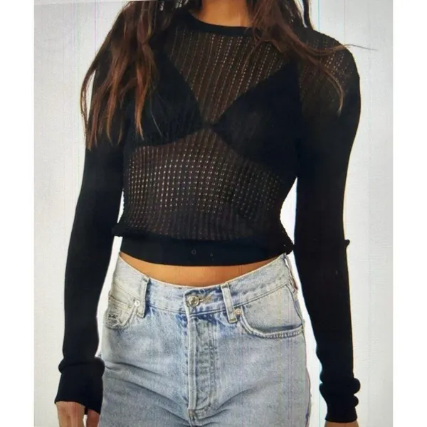 Free People H2O Crew Pullover Open Weave Knit Crop Top Black Size M - Image 2