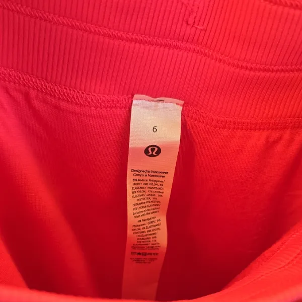 Lululemon Athletica Hot Pink Activewear - Image 2