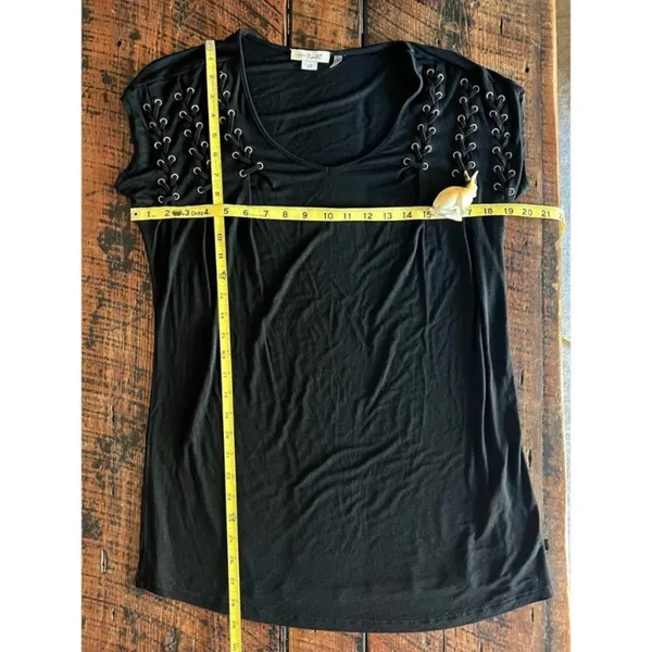 Black top by Simply Noelle, Size S/M - Image 3