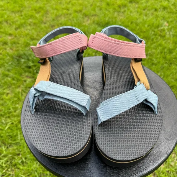 Teva Multicolor Strappy Sandals 9 - Image 11