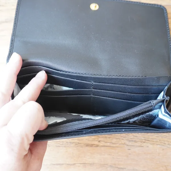 Ted Baker London Black Leather Matinee Wallet Gold Metal Bow Flap Long Clutch - Image 5