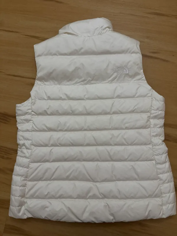 North face vest - Image 2