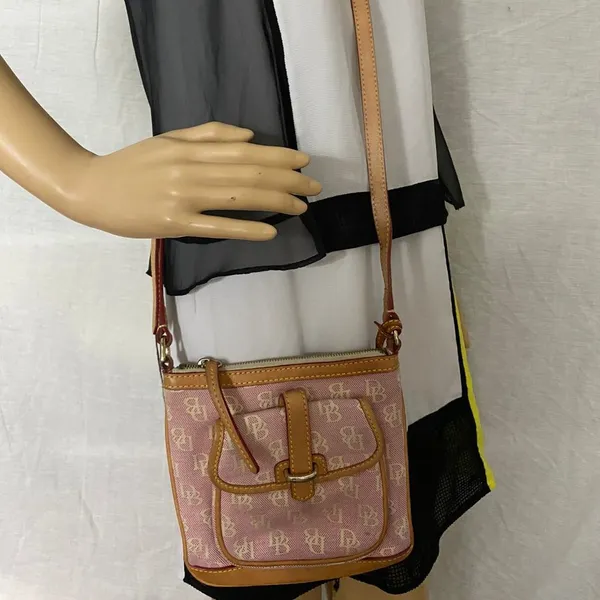 Dooney & Bourke Light Red Tan Fabric Crossbody Bag - Image 9