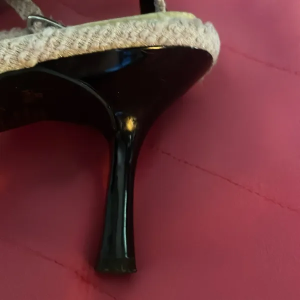 Baby pink sling back heels with pointed toes - Image 6