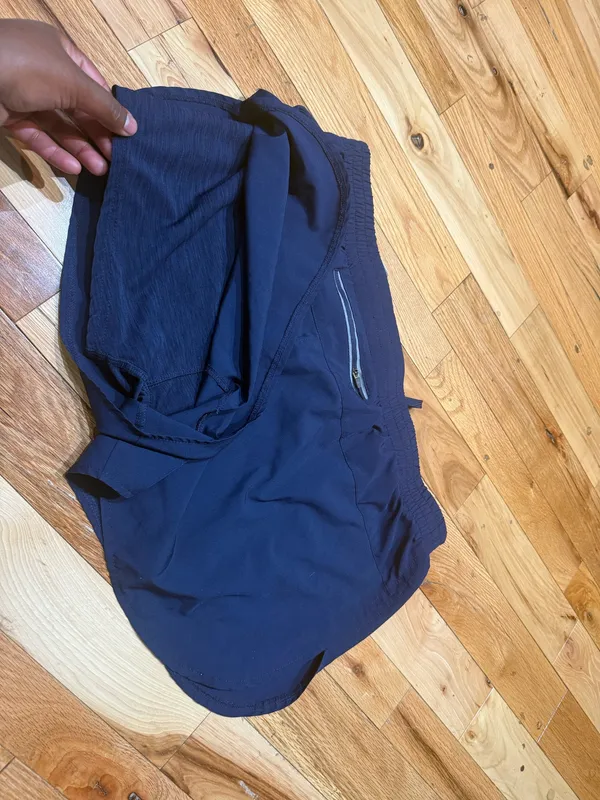 Blue shorts with spandex on the inside - Image 2