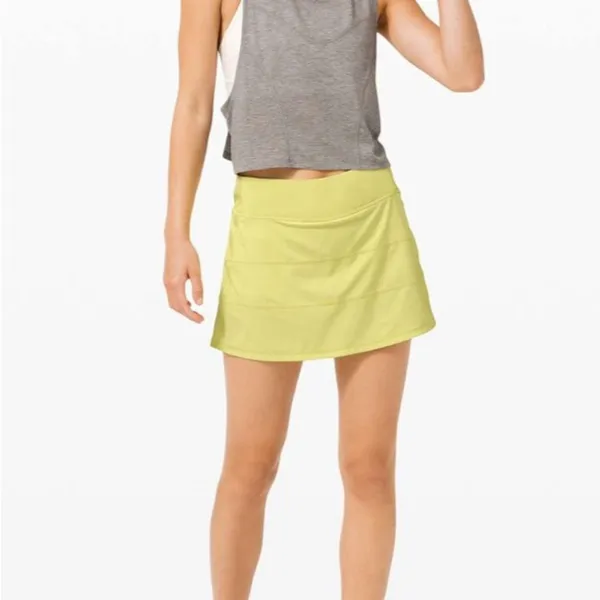 Lululemon women’s pace rival skirt 4-way stretch 15” lemon vibe skort size 10 - Image 2