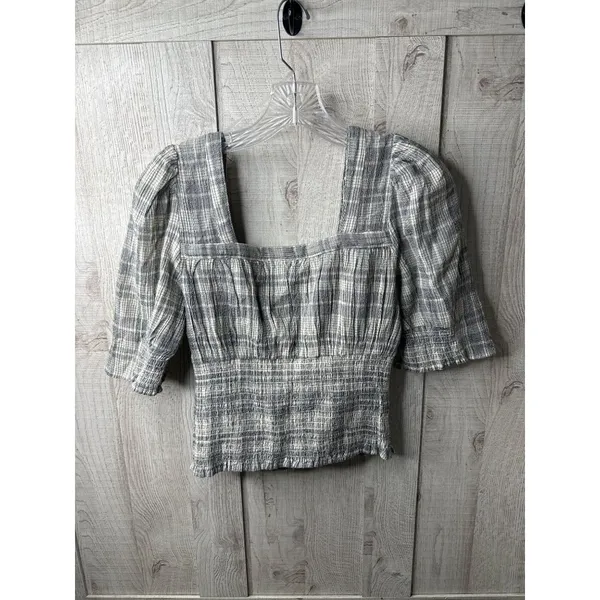 Universal Threads Womens Gray Plaid Smocked Crop Blouse Square Neck Size S - Image 2