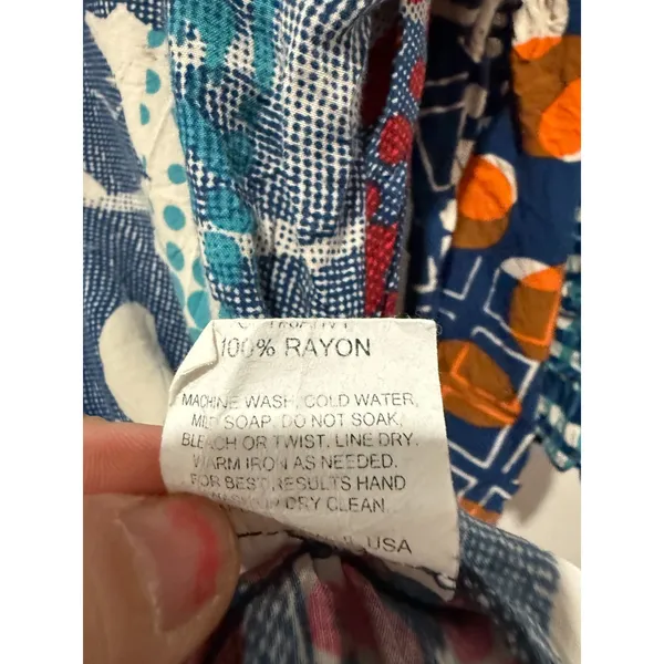 Jams World Top Women Sz L Patchwork Floral Abstract Colorful Artsy Hawaii USA‎ - Image 5
