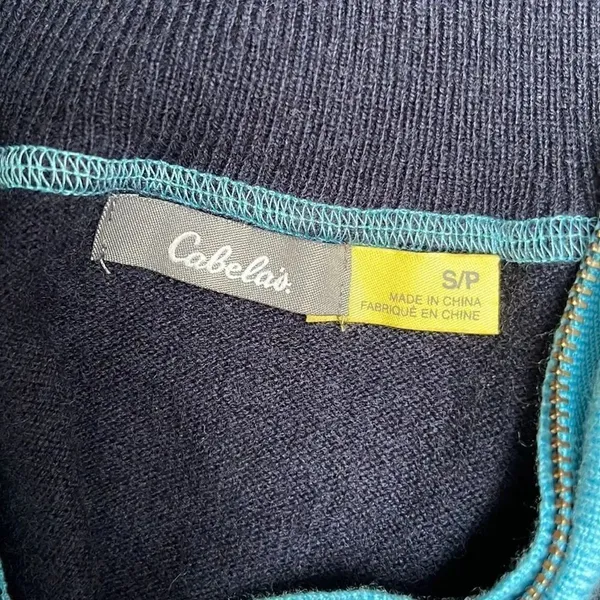 Cabela’s wool/nylon turtleneck sweater. 1/4 Zip. Size Small. - Image 4
