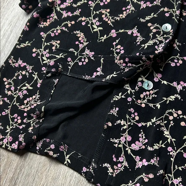 Coldwater Creek Floral Black and Pink Top Size XL - Image 5