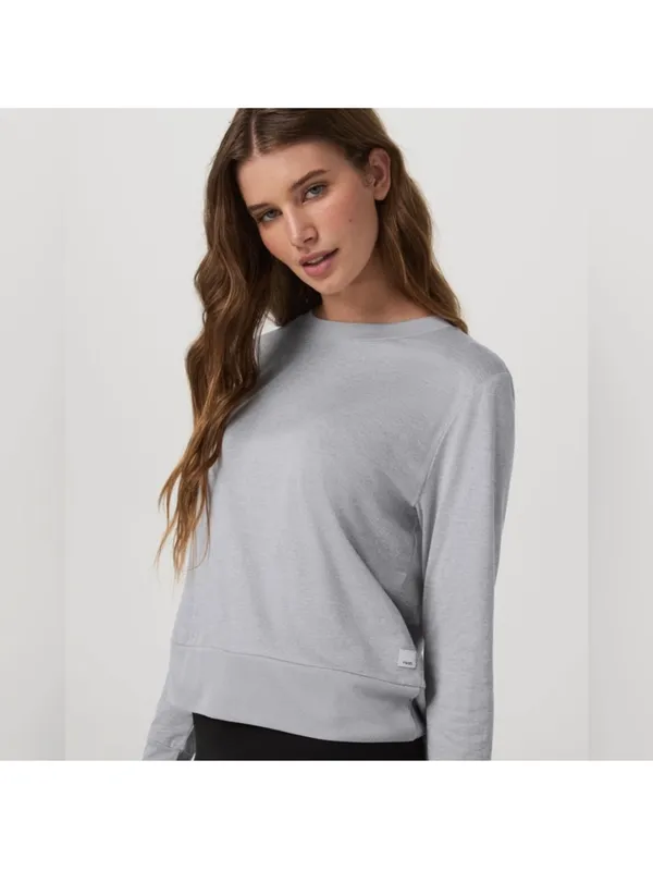 Vuori Daydream Crew in Light heather Gray Top loungewear activewear yoga Pilates - Image 2