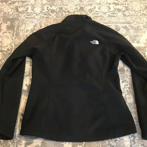 North Face soft shell jacket - Image 2