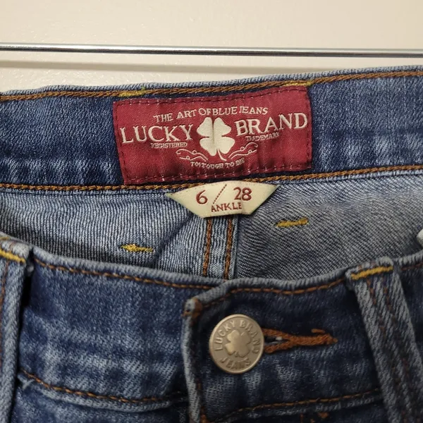 LUCKY BRAND Sofia Boot Ankle Mid Rise Blue Denim Jeans Women's Size 6/28 - Image 4
