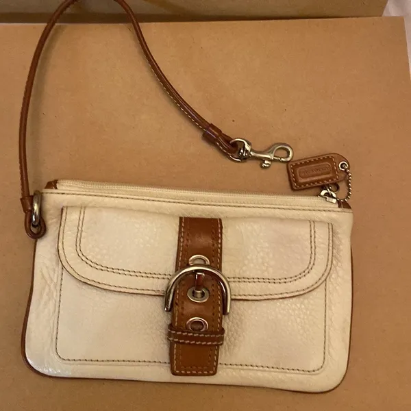 Coach Leather Cream & Brown Wristlet - Image 14