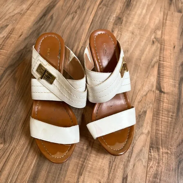 Tommy Hilfiger size 6‎ M wedges - Image 2