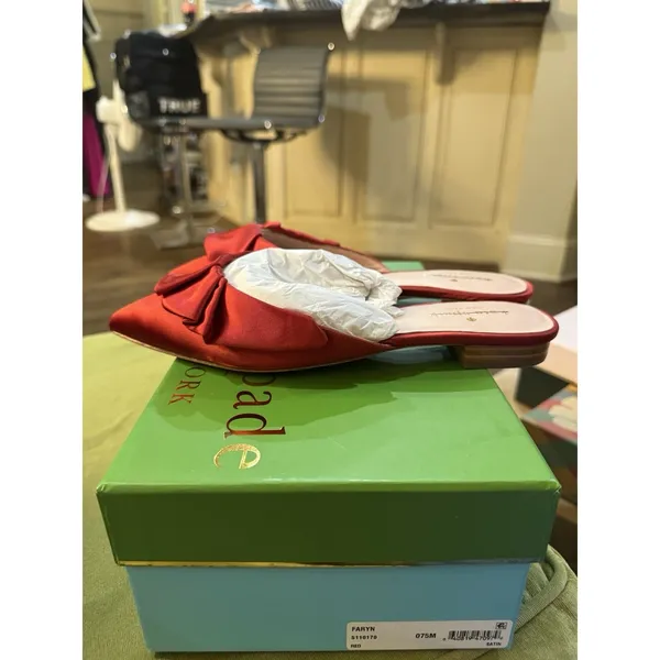 Kate Spade New York RED SATIN Women's‎ Faryn Ballet Flat Size 6.5 Ruffle - Image 4