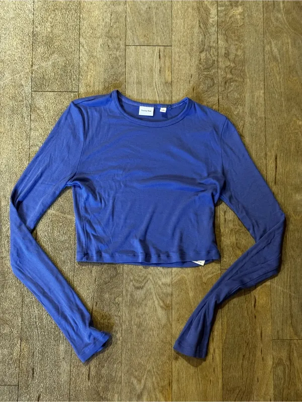 Sunday Best Aritzia Bliss Cropped Long Sleeve Peri Purple Size Small - Image 2