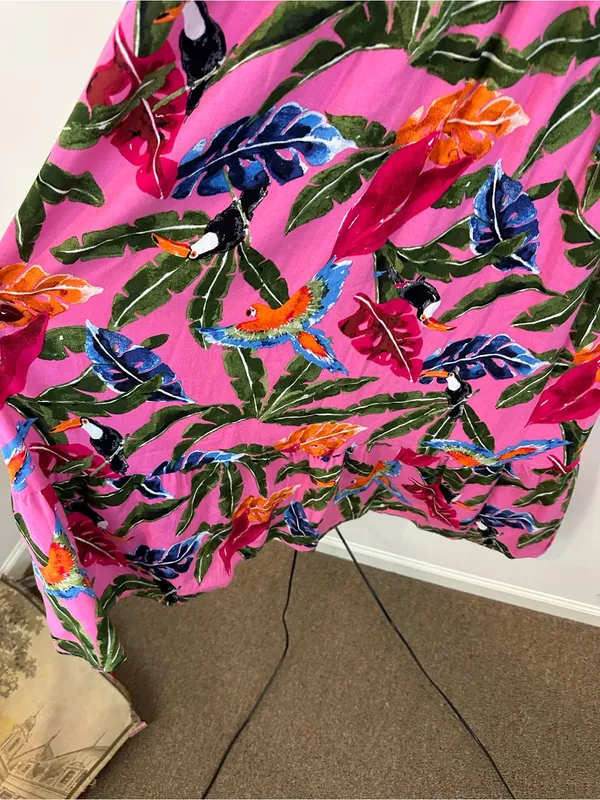 By the River Pink Tropical Print Spaghetti Strap Maxi Dress V-Neck Size Medium - Image 6