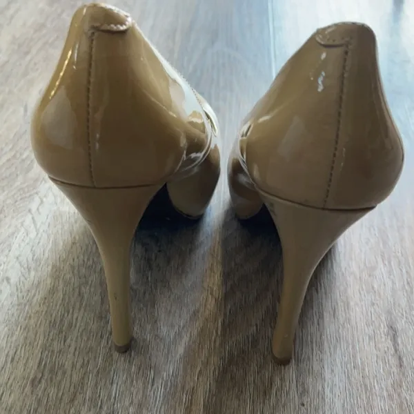 Steve Madden 5’ Heels Patent RUSSHH Size 8 - Image 7