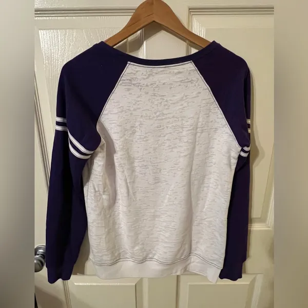 Catalina Island Top. Purple and white. Size Large. - Image 2