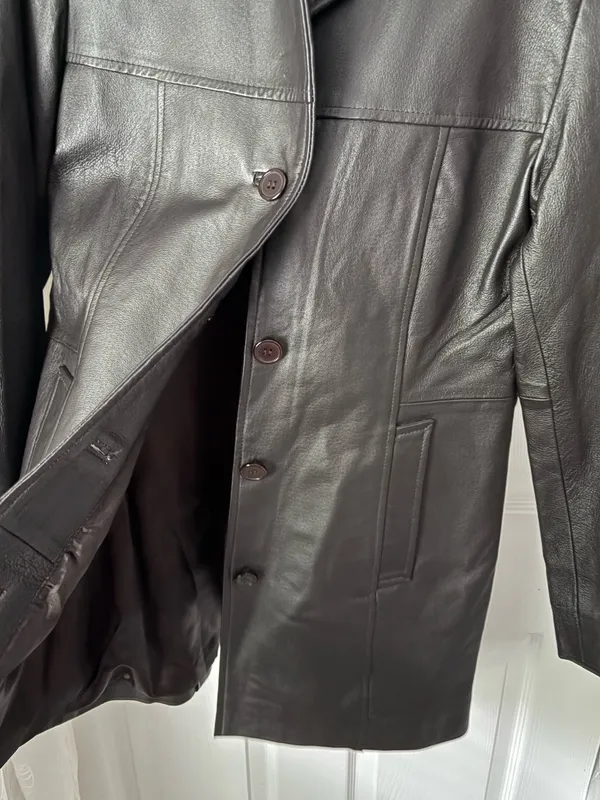 Clueless vintage mid-length black leather coat jacket button-up front women sz M - Image 9