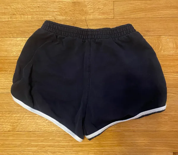 Brandy Melville Black and White Shorts - Image 2