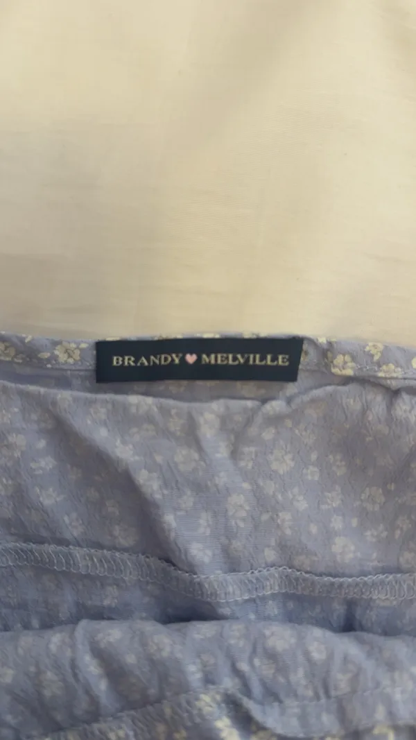 Brandy Melville Blue Floral Tank Top - Image 3