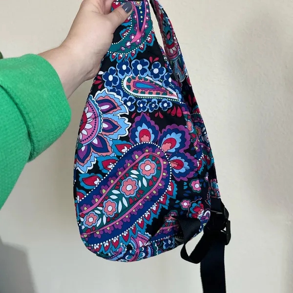 NWOT Vera Bradley Essential Compact Quilted Sling Bag Backpack - Image 6