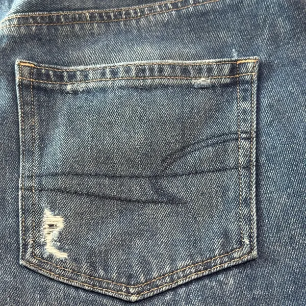 American Eagle Relaxed Mom Jeans Women’s Size 4 Medium Wash Frayed Hem - Image 7