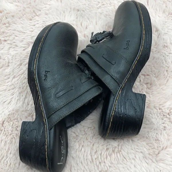 b.o.c black leather upper with tassels clogs Black Size 9 - Image 5