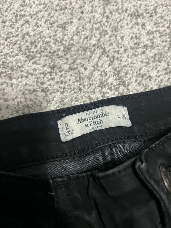 Abercrombie & Fitch Ripped Jeans Jeggings - size 2 W26 - Image 2