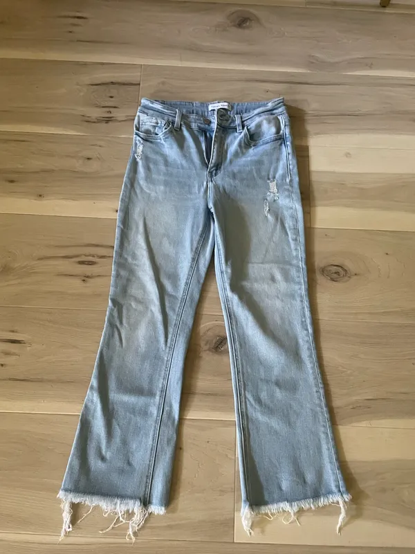 Flying Monkey High Rise Cropped Flare Stretch Jeans. Blue Size 4 - Image 4