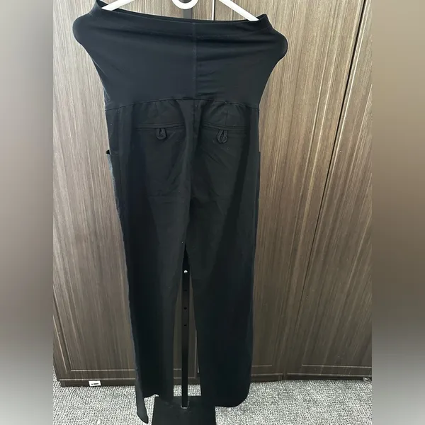 Liz Lange maternity size 2 black pants - Image 3