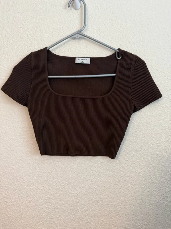 Aritzia Babaton Sculpt Knit Square Neck Top - Image 2