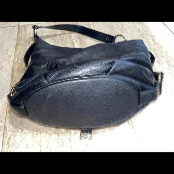 Michael Kors Black Leather Shoulder Bag Purse Gold Hardware 15”x11”‎ - Image 5
