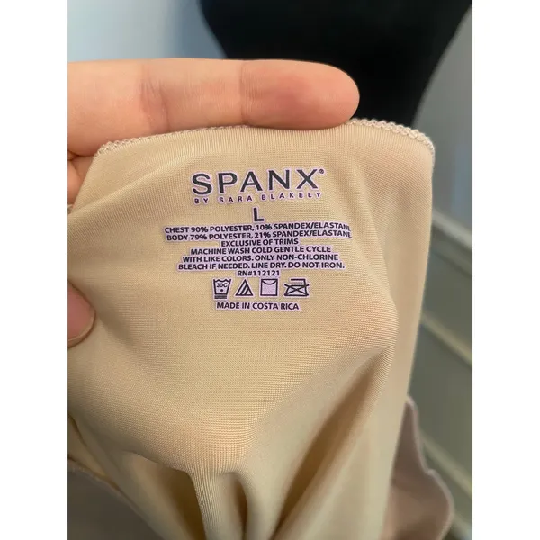 Spanx Hide & Sleek Smoothing Camisole Tank Top Nude Beige Compression Scoop - Image 4