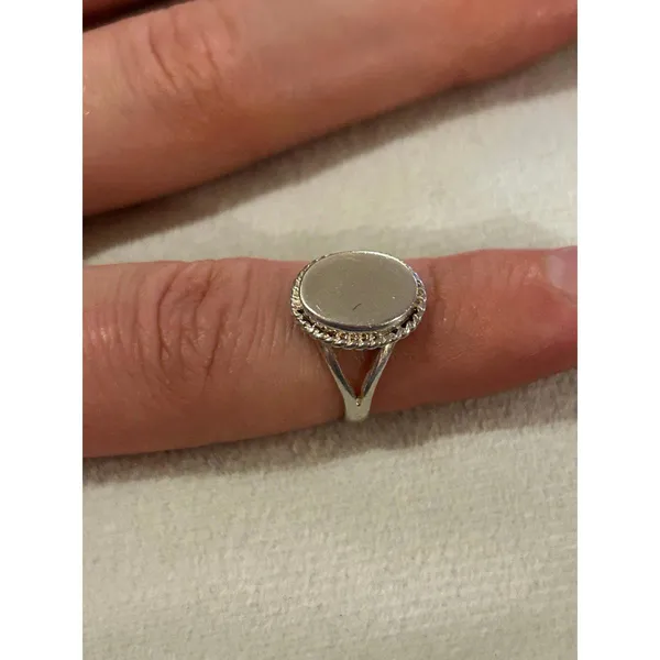 Ring band 925 sterling silver unique rare size 3.75 - Image 5