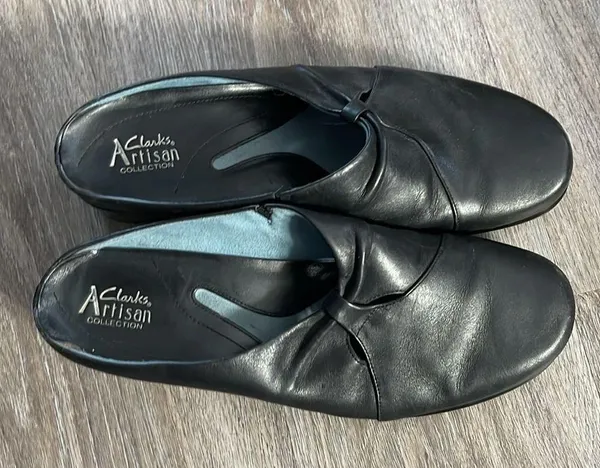 Clarks Artisan Collection Slip On Shoes Size 11 Medium - Image 5
