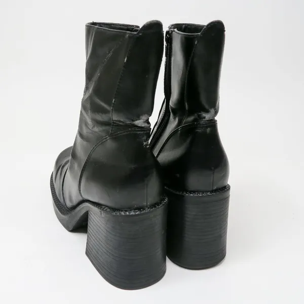 Vintage 90s No Boundaries Black Chunky Heeled Boots - Erin - Image 4