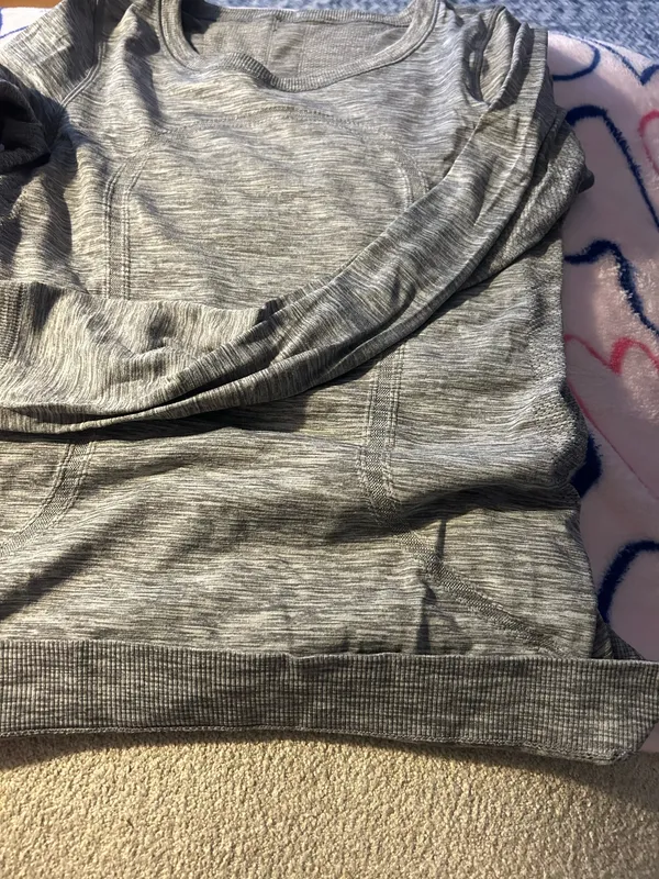 Lululemon Top Long Sleeve - Image 6