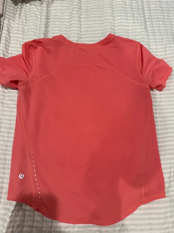 Lululemon Athletic Top - Image 2