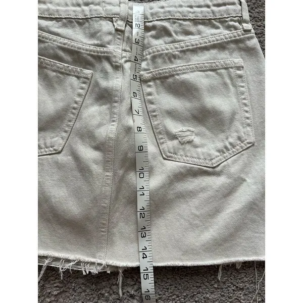 We The Free Women's Khaki Denim Mini Skirt Size 28 Casual Distressed EUC - Image 7