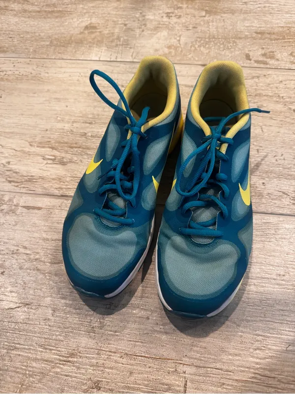 Nike Teal & Yellow Dual Fusion Athletic Training Sneakers - Image 3